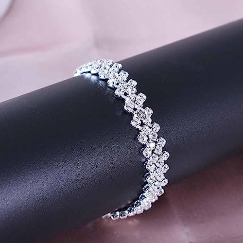 Wendalern Boho Tennis Ankle Bracelets for Women Silver Rhinestone Tennis Chain Anklet Personality Rhombus CZ Diamond Anklet Summer Beach Tennis Ankle Chain Foot Jewelry for Women Girls