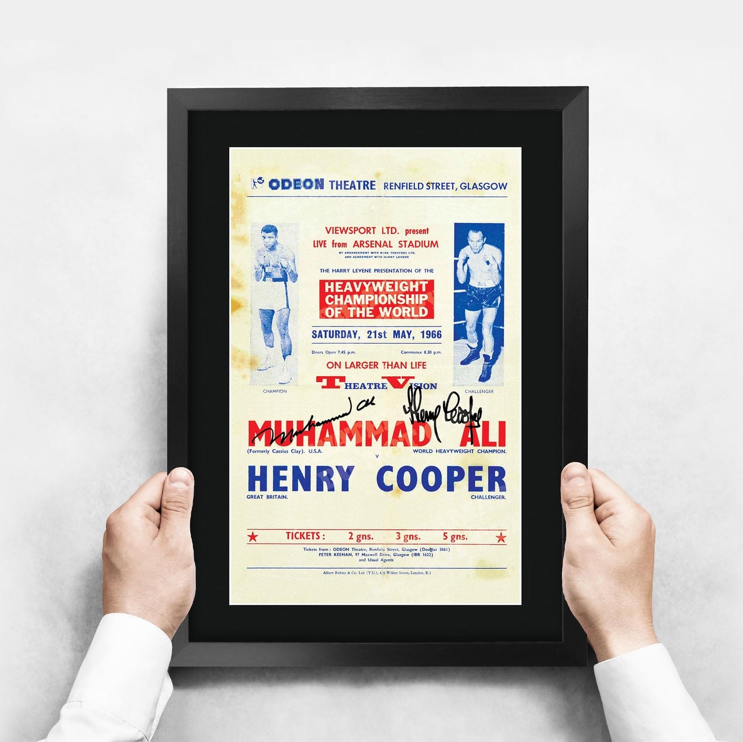 HWC Trading FR A3 Henry Cooper v Muhammad Ali 1966 Bout Gifts Printed Signed Autograph Poster for Boxer Memorabilia Fans - A3 Framed