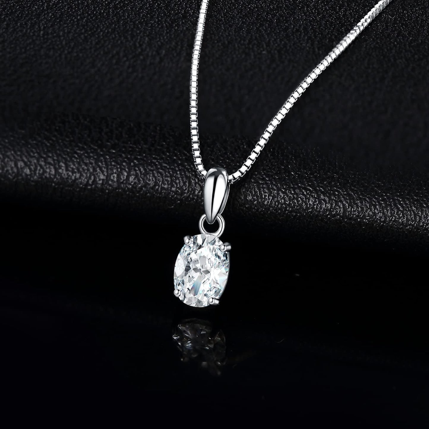 JewelryPalace Oval Cut 8 * 6mm 1ct Moissanite Solitaire Pendant Necklace for Women, Classic Simulated Diamond 925 Sterling Silver 14k White Gold Plated Necklaces for Her VVS D-F, 18 Inch Box chain