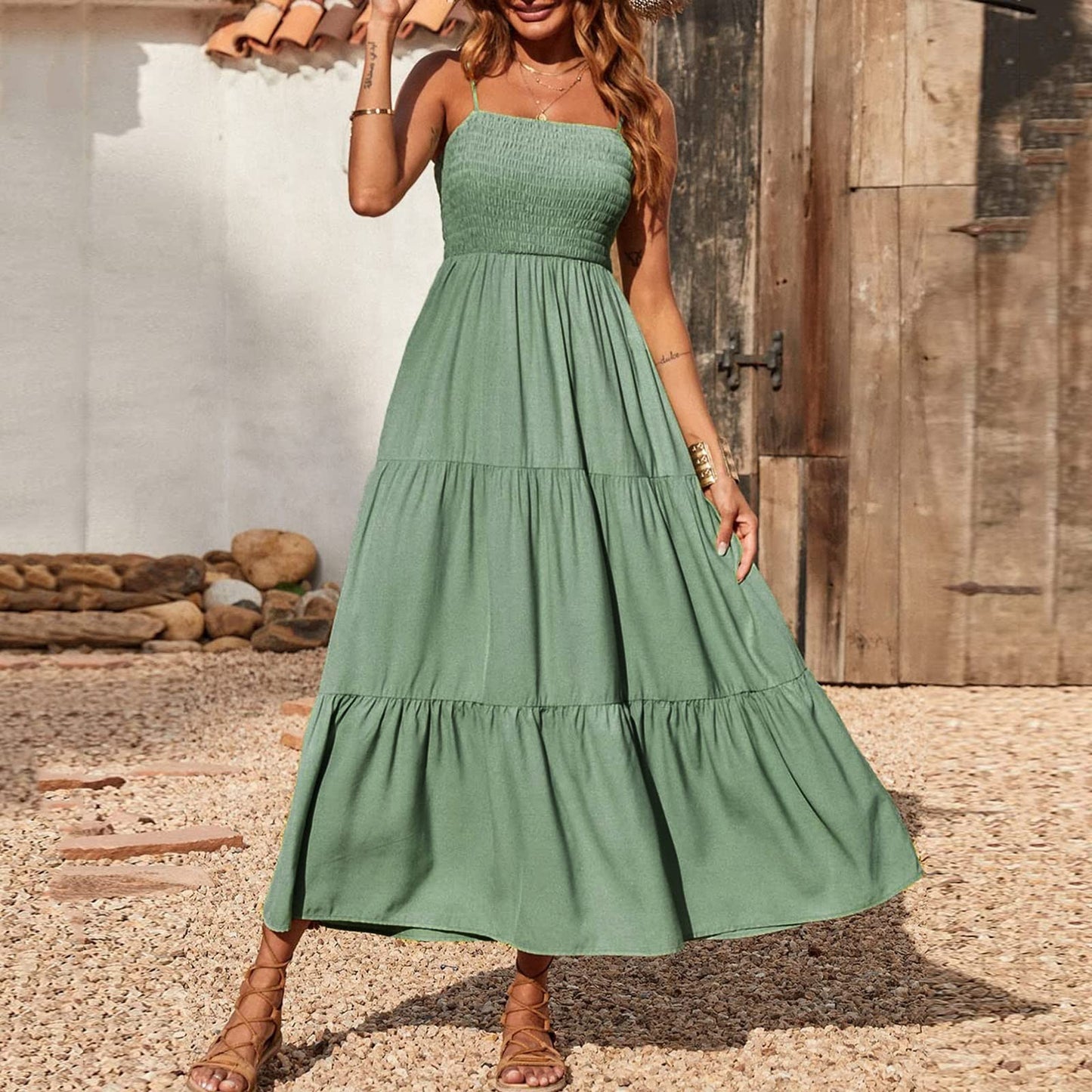 Holiday Beach Dress for Women UK Boho Spaghetti Strap Long Dress Sleeveless Maxi Dress Summer Casual Bandeau Sundress Solid Color Beach Dresses Pleated Swing Loose Maxi Dress Green