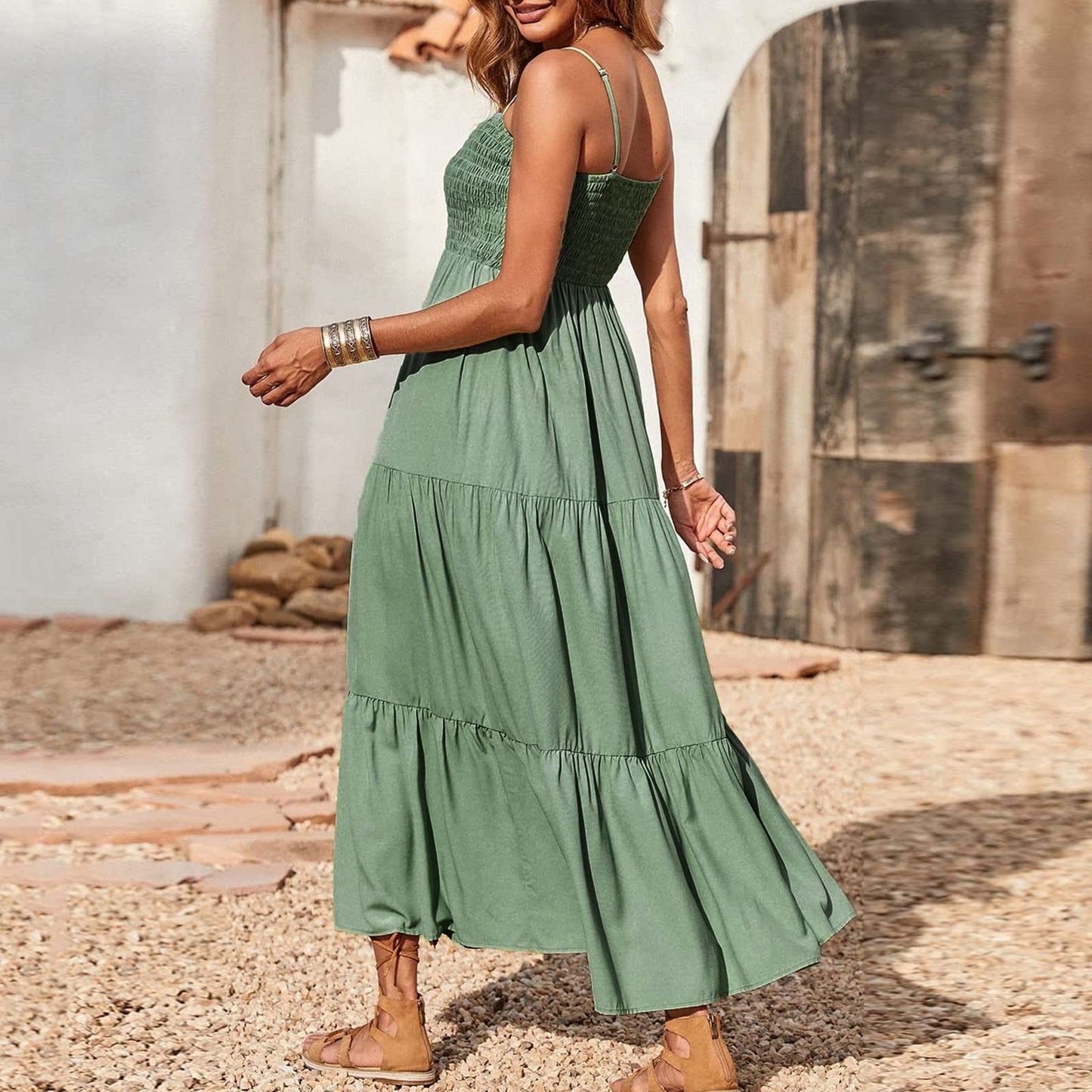 Holiday Beach Dress for Women UK Boho Spaghetti Strap Long Dress Sleeveless Maxi Dress Summer Casual Bandeau Sundress Solid Color Beach Dresses Pleated Swing Loose Maxi Dress Green