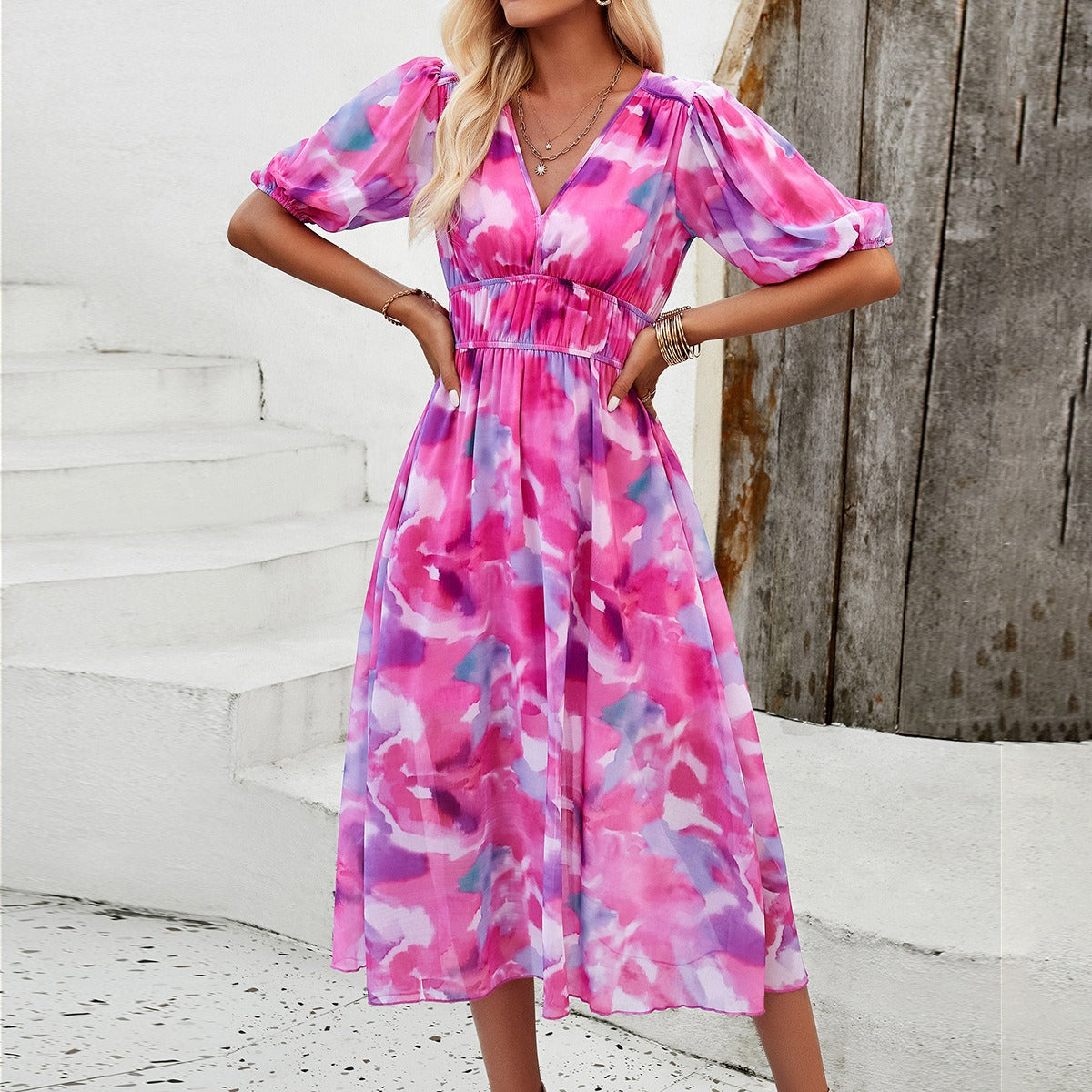 Spring/summer holiday casual print V-neck dress with waist tucked in