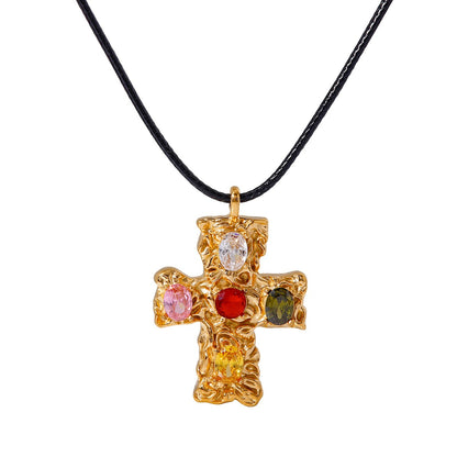 18K gold exquisite dazzling cross inlaid with zircon with hammer pattern design light luxury style necklace