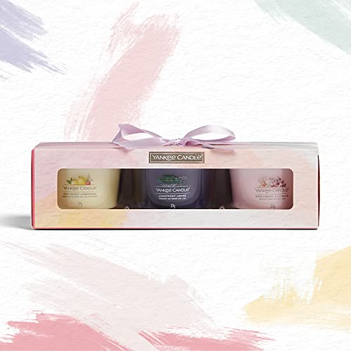 Yankee Candle Gift Set | 3 Scented Signature Filled Votive Candles in Gift Box | Art in The Park Collection | Perfect Gifts for Women