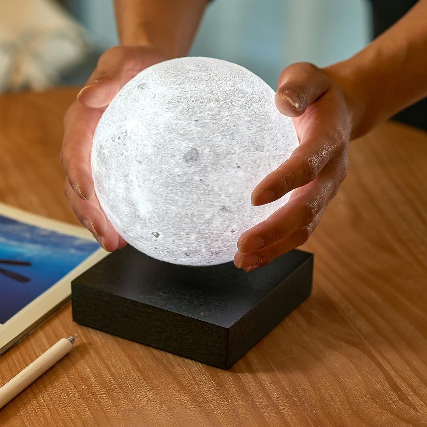 Gingko Design 3D Printed Levitating Smart LED Moon Lamp, 3 Colour Modes, Mains Adaptor Included, Packed in Premium Gift Box, 50000 Hours LED Life Span, Touch Control Button (White Ash)